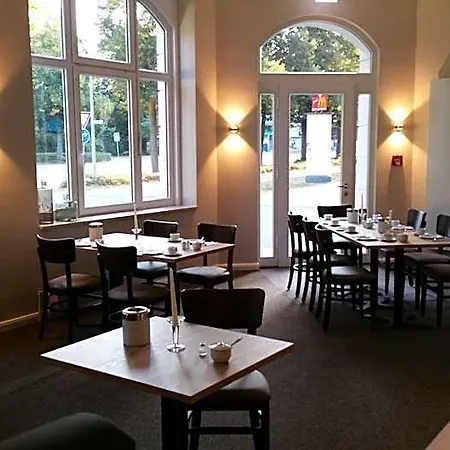 An Der Altstadt Hotell 3*